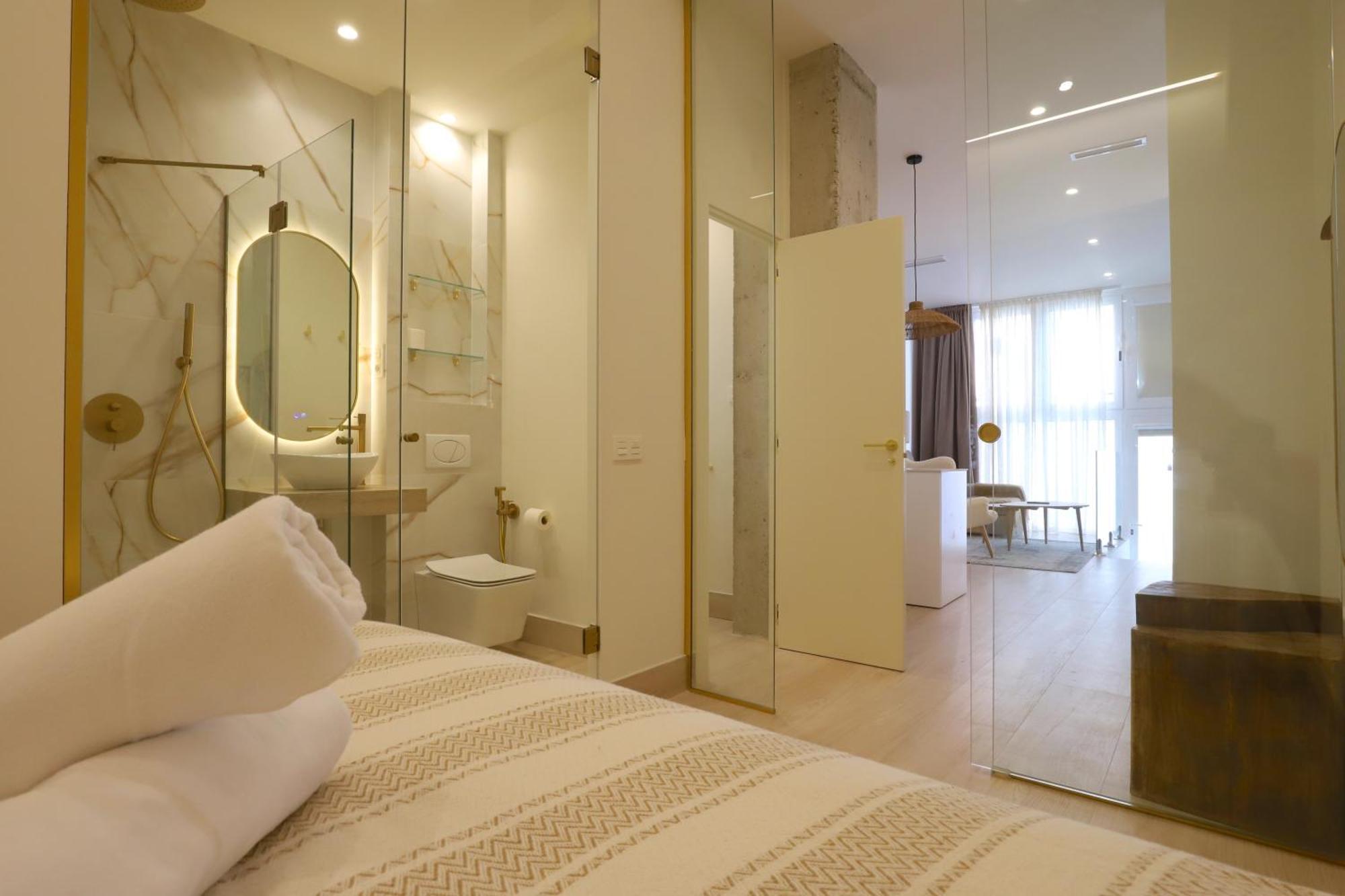 Apartamentos Orilla Del Bernabeu Madrid Exterior photo